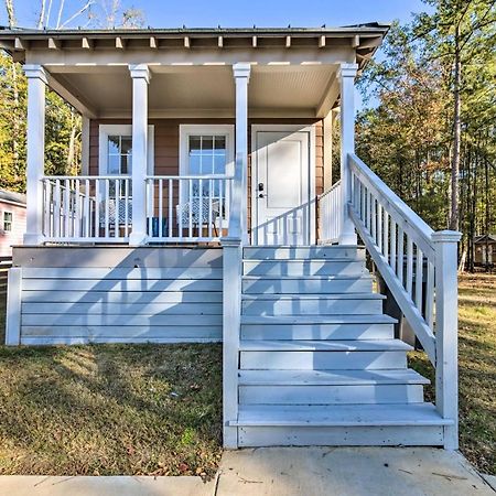 Chic Cottage Retreat With Grill, 2 Mi To Msu! สตาร์ควิลล์ ภายนอก รูปภาพ